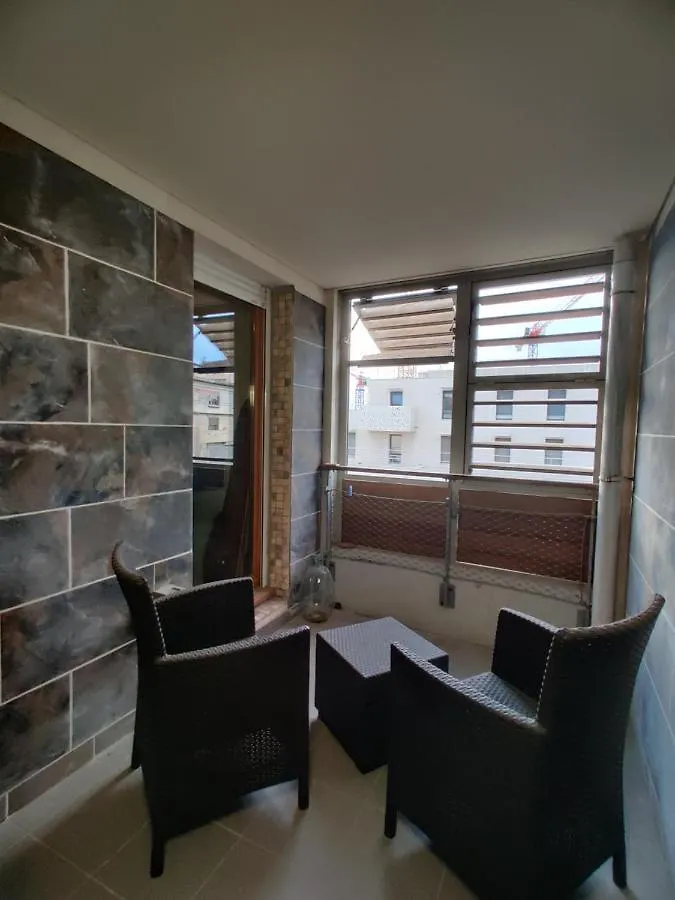 Le Village 76 M2 Climatisation 1Er Arrondissement Gare A Pied Box Parking Possible Marseille Frankrig